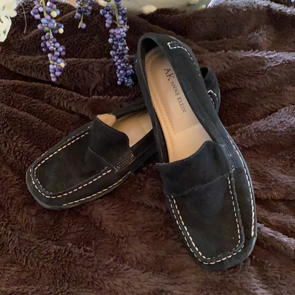 ANNE KLEIN black suede loafers